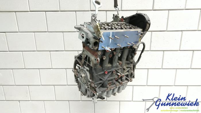 Engine Volkswagen Caddy - 04L100090F DFSB