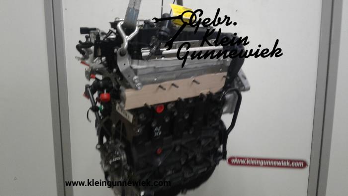 Motor de un Volkswagen Golf 2014
