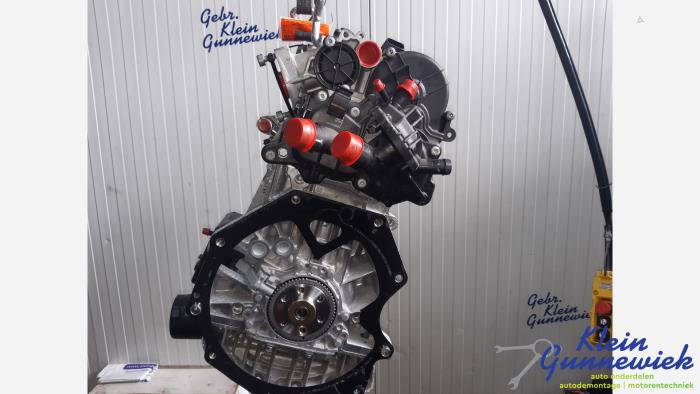 Engine Volkswagen Golf - 04E100091AX CHPA307071