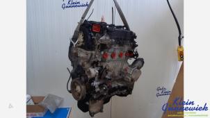 Motor van een Peugeot Partner 2007