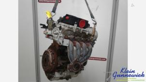 Motor van een Renault Laguna 2004