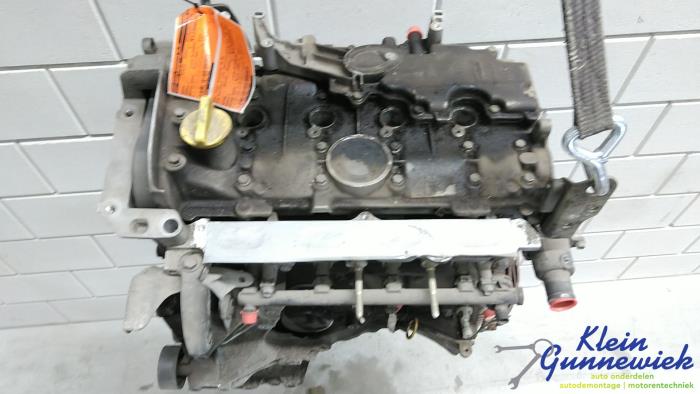 Engine from a Renault Megane Scenic 2002