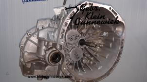 Neue Getriebe Renault Megane Scenic Preis € 302,50 Mit Mehrwertsteuer angeboten von Gebr.Klein Gunnewiek Ho.BV