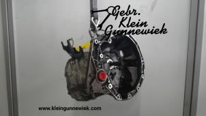 Używane Skrzynia biegów Renault Laguna Cena € 175,00 Procedura marży oferowane przez Gebr.Klein Gunnewiek Ho.BV