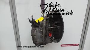 Używane Skrzynia biegów Renault Laguna Cena € 115,00 Procedura marży oferowane przez Gebr.Klein Gunnewiek Ho.BV