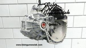 Used Gearbox Renault Kangoo Price € 200,00 Margin scheme offered by Gebr.Klein Gunnewiek Ho.BV