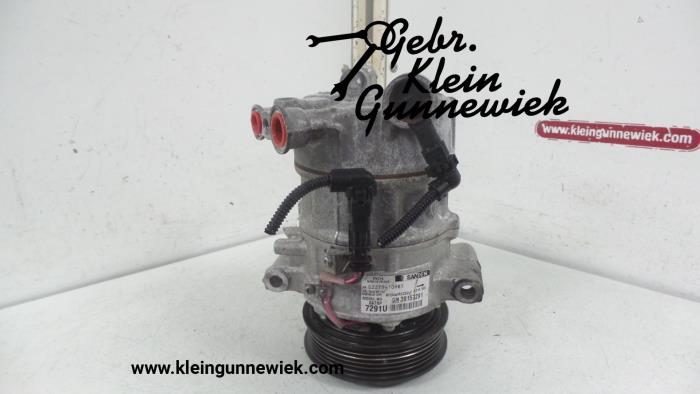 Air conditioning pump from a Opel Astra 2019