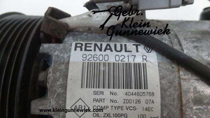 Air conditioning pump from a Renault Clio 2014