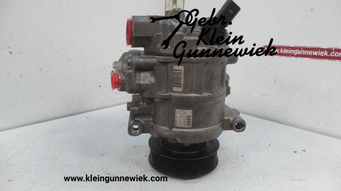 Air conditioning pump from a Audi A4 2010