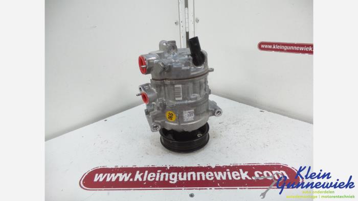 Usagé Compresseur de clim Volkswagen E-Golf Prix € 75,00 Règlement à la marge proposé par Klein Gunnewiek Autodemontage & Motorentechniek