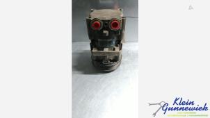 Used Air conditioning pump Ford Mondeo Price € 60,00 Margin scheme offered by Klein Gunnewiek Autodemontage & Motorentechniek