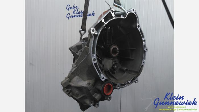 Używane Skrzynia biegów Ford Fiesta Cena € 277,00 Procedura marży oferowane przez Klein Gunnewiek Autodemontage & Motorentechniek