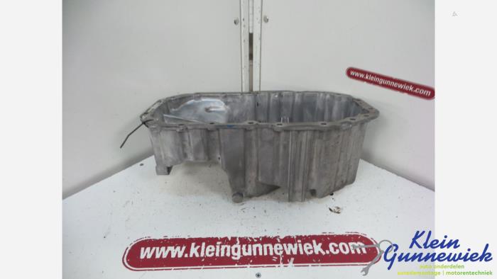 Usagé Couvercle carter Volkswagen Polo Prix € 35,00 Règlement à la marge proposé par Klein Gunnewiek Autodemontage & Motorentechniek