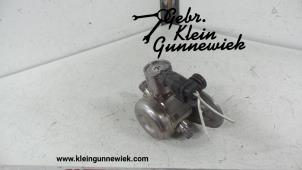 Usados Bomba de gasolina mecánica BMW X1 Precio € 195,00 Norma de margen ofrecido por Gebr.Klein Gunnewiek Ho.BV