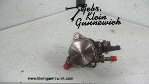 Usados Bomba de gasolina mecánica Volkswagen Golf Precio € 55,00 Norma de margen ofrecido por Gebr.Klein Gunnewiek Ho.BV