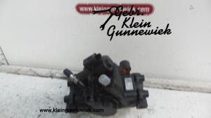 Used Mechanical fuel pump Renault Master Price € 325,00 Margin scheme offered by Gebr.Klein Gunnewiek Ho.BV