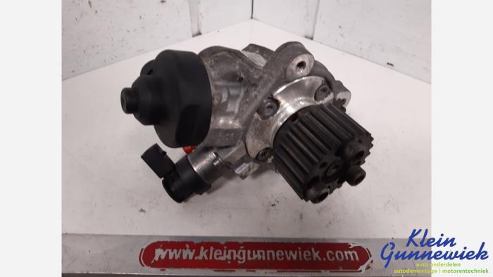 Used Mechanical fuel pump Volkswagen Passat Price € 139,00 Margin scheme offered by Klein Gunnewiek Autodemontage & Motorentechniek