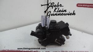 Used Mechanical fuel pump Opel Astra Price € 75,00 Margin scheme offered by Gebr.Klein Gunnewiek Ho.BV