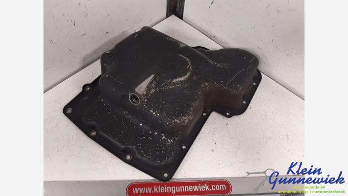 Usagé Couvercle carter Ford Transit Prix € 25,00 Règlement à la marge proposé par Klein Gunnewiek Autodemontage & Motorentechniek