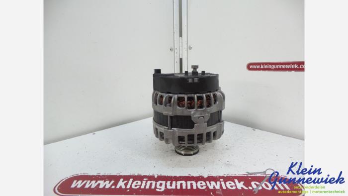 Begagnade Dynamo Volkswagen E-Golf Pris € 100,00 Marginaltabell erbjuds av Klein Gunnewiek Autodemontage & Motorentechniek