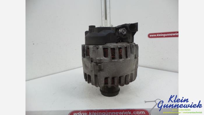 Begagnade Dynamo Volvo V50 Pris € 50,00 Marginaltabell erbjuds av Klein Gunnewiek Autodemontage & Motorentechniek