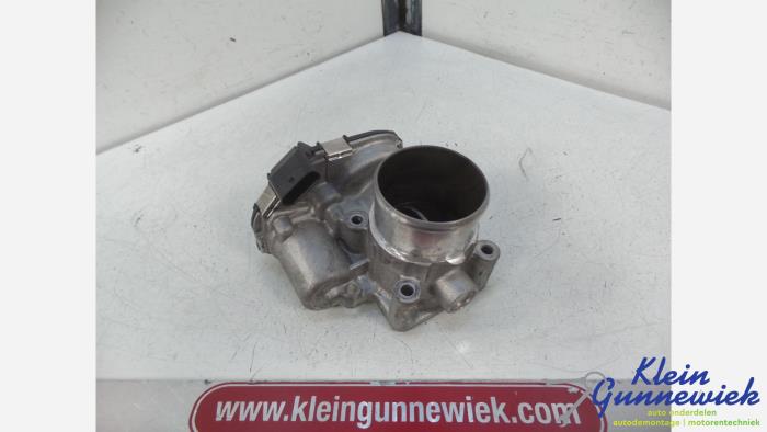 Usagé Boitier papillon Kia Carens Prix € 90,00 Règlement à la marge proposé par Klein Gunnewiek Autodemontage & Motorentechniek