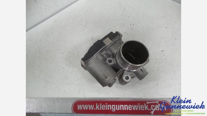 Usagé Boîtier accélérateur Opel Insignia Prix € 16,00 Règlement à la marge proposé par Klein Gunnewiek Autodemontage & Motorentechniek