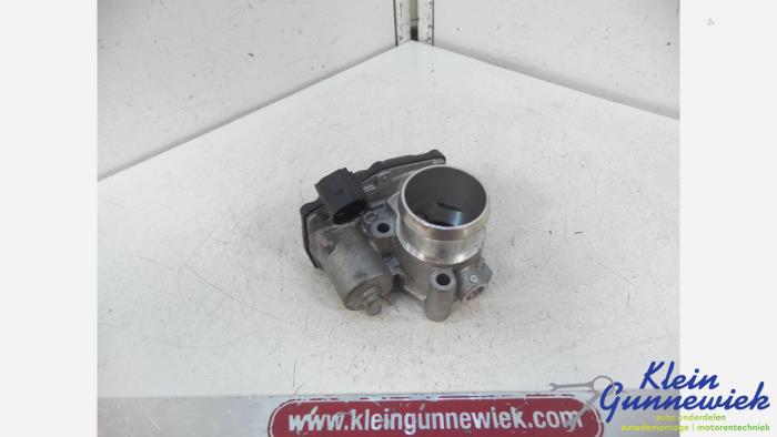 Używane Przepustnica Ford Focus Cena € 28,00 Procedura marży oferowane przez Klein Gunnewiek Autodemontage & Motorentechniek