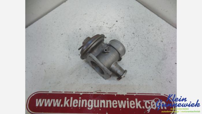 Gebrauchte AGR Ventil Opel Omega Preis € 25,00 Margenregelung angeboten von Klein Gunnewiek Autodemontage & Motorentechniek