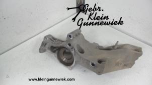Used Alternator lower bracket BMW 1-Serie Price € 100,00 Margin scheme offered by Gebr.Klein Gunnewiek Ho.BV