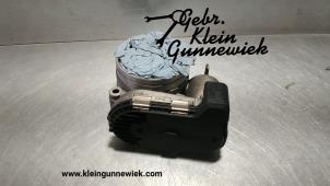 Used Throttle body Audi S8 Price € 95,00 Margin scheme offered by Gebr.Klein Gunnewiek Ho.BV