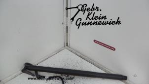 Usados Amortiguador de gas izquierda detrás Volkswagen Tiguan Precio € 75,00 Norma de margen ofrecido por Gebr.Klein Gunnewiek Ho.BV