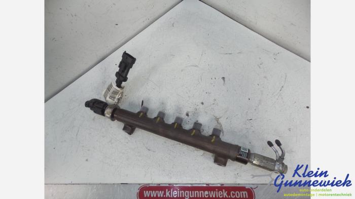Usagé Système d'injection Opel Zafira Prix € 33,00 Règlement à la marge proposé par Klein Gunnewiek Autodemontage & Motorentechniek
