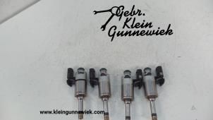 New Injector (petrol injection) Volkswagen Golf Price € 175,45 Inclusive VAT offered by Gebr.Klein Gunnewiek Ho.BV