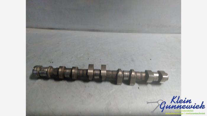 Begagnade Kamaxel Opel Zafira Pris € 37,00 Marginaltabell erbjuds av Klein Gunnewiek Autodemontage & Motorentechniek