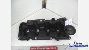 Usados Tapa de válvulas Volkswagen Golf Sportsvan Precio € 60,00 Norma de margen ofrecido por Klein Gunnewiek Autodemontage & Motorentechniek