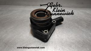 Used Clutch slave cylinder Ford Focus Price € 30,00 Margin scheme offered by Gebr.Klein Gunnewiek Ho.BV