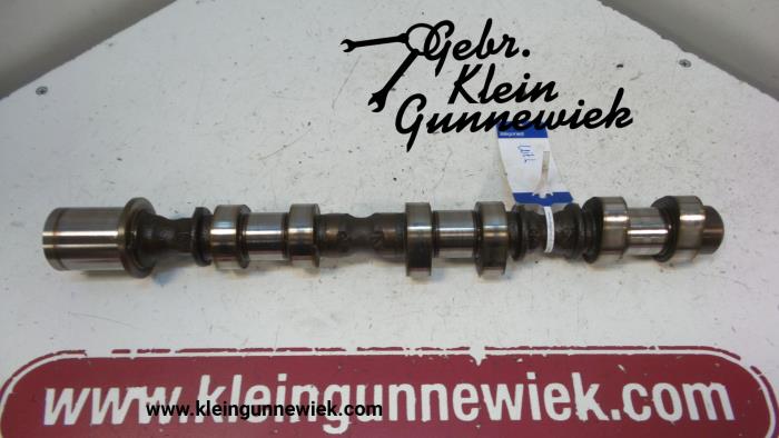 Camshaft from a Opel Vectra 2009
