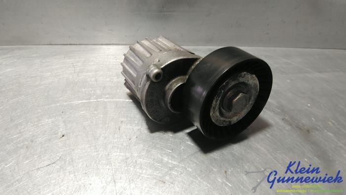Usados Rodillo tensor correa múltiple Volkswagen Caddy Precio € 26,00 Norma de margen ofrecido por Klein Gunnewiek Autodemontage & Motorentechniek