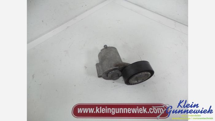 Usados Rodillo tensor correa múltiple Audi RS3 Precio € 21,00 Norma de margen ofrecido por Klein Gunnewiek Autodemontage & Motorentechniek