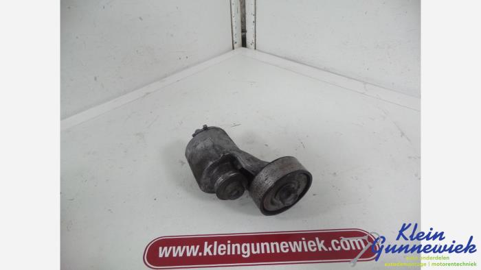 Usados Rodillo tensor correa múltiple Audi RS3 Precio € 35,00 Norma de margen ofrecido por Klein Gunnewiek Autodemontage & Motorentechniek