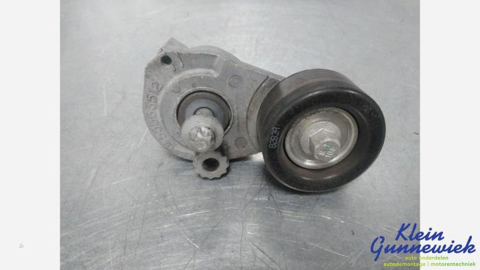 Usados Rodillo tensor correa múltiple Opel Astra Precio € 22,00 Norma de margen ofrecido por Klein Gunnewiek Autodemontage & Motorentechniek