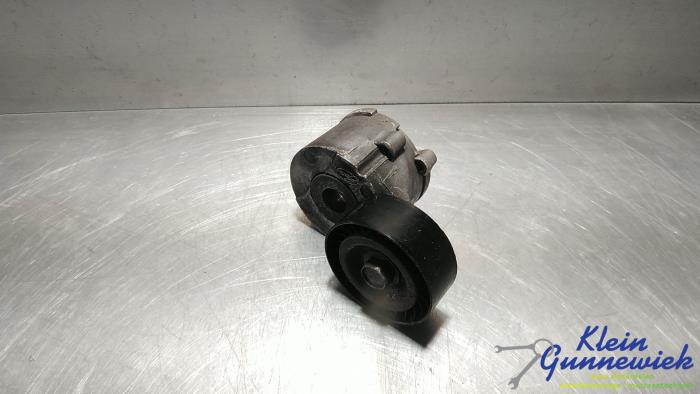 Usados Rodillo tensor correa múltiple Fiat Qubo Precio € 35,00 Norma de margen ofrecido por Klein Gunnewiek Autodemontage & Motorentechniek