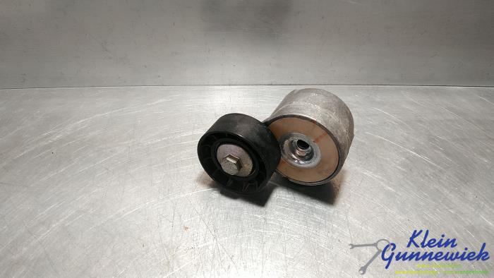 Usados Rodillo tensor correa múltiple Opel Corsa Precio € 19,00 Norma de margen ofrecido por Klein Gunnewiek Autodemontage & Motorentechniek