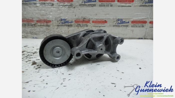 Usados Rodillo tensor correa múltiple Volkswagen Golf Precio € 24,00 Norma de margen ofrecido por Klein Gunnewiek Autodemontage & Motorentechniek