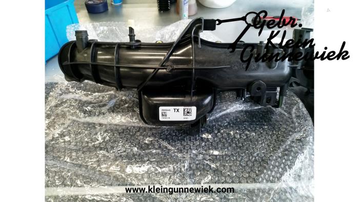 Intake manifold from a Opel Astra 2010