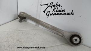 Used Front upper wishbone, right Audi Q7 Price € 70,00 Margin scheme offered by Gebr.Klein Gunnewiek Ho.BV