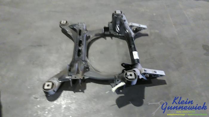 Begagnade Underram Audi Q7 Pris € 38,00 Marginaltabell erbjuds av Klein Gunnewiek Autodemontage & Motorentechniek