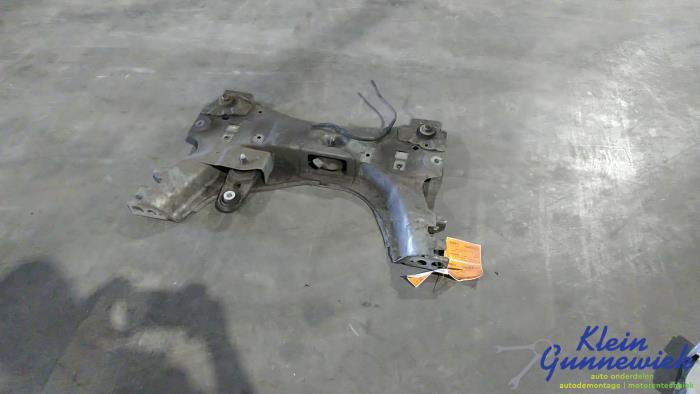 Begagnade Underram Renault Megane Pris € 38,00 Marginaltabell erbjuds av Klein Gunnewiek Autodemontage & Motorentechniek