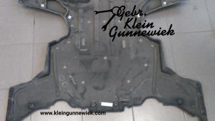 Usagé Plaque de protection moteur Audi E-Tron Prix € 50,00 Règlement à la marge proposé par Gebr.Klein Gunnewiek Ho.BV